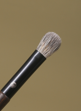 山兔毛混细嫩羊毛厚面包眼影刷多功能晕染刷加深眼尾化妆刷仙宝兰