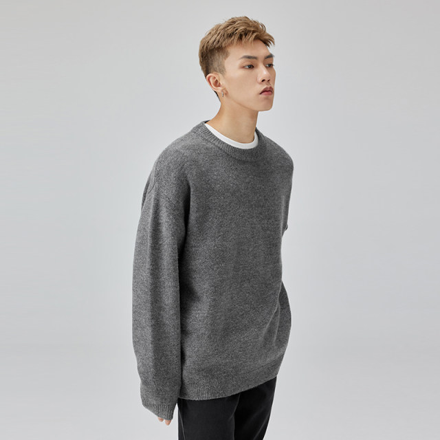 CH grey round neck autumn and winter sweater