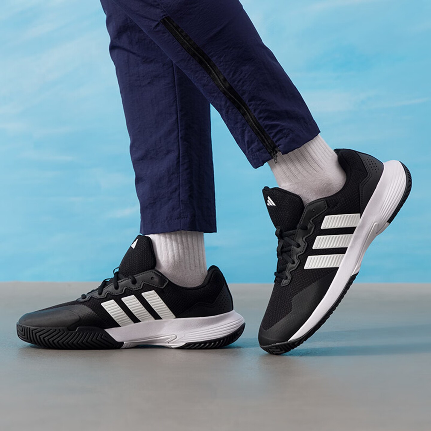 Adidas阿迪达斯男鞋官方正品夏季新款网球运动鞋休闲鞋黑色跑步鞋