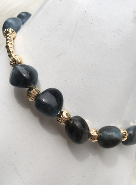 天然海蓝宝随形手链魔鬼蓝黑爆闪渐变时尚单圈百搭气质礼物女节日