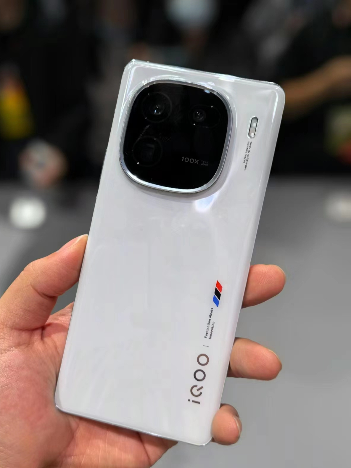 vivo iQOO 12官方正品5G手机旗舰机游戏性能手机全网通骁龙全新