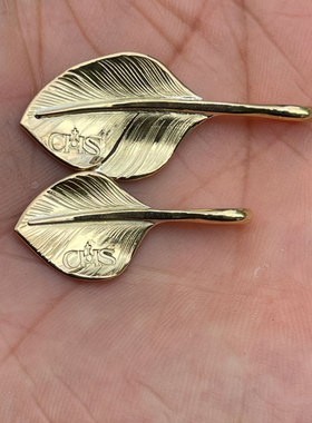 18K全金扇贝爱心型羽毛吊坠