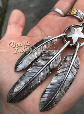 五星叠戴三叉戟造型羽毛吊坠