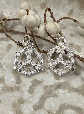 光岚 Sakura 浪漫于此 日本手工敲打双层樱花反战 LOGO 925银吊坠