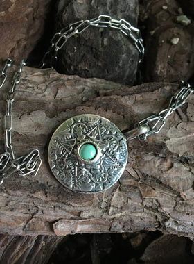 图腾天然松石银币吊坠项链