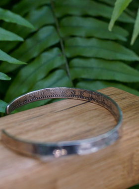 North Work 情侣款 古董摩根银币 日本手打不规则锤目纹窄版手镯