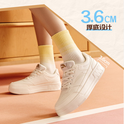 安踏易清洁小白鞋女鞋冬季厚底低帮板鞋学生青少年舒适耐磨运动鞋 - 图3