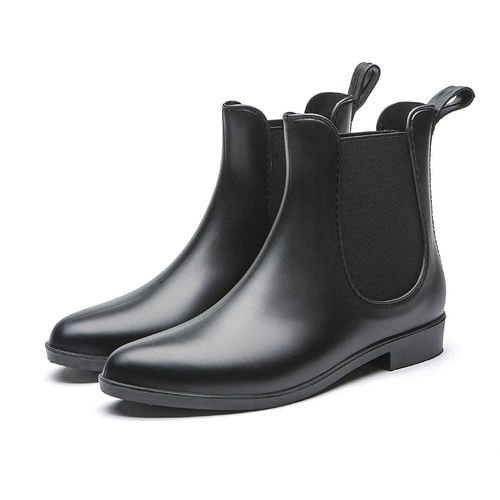 HNI Мода дождь Sheng Женская набор сладкая обувь корейская глобальная обувь анти -чельсика для воды для взрослых водонепроницаемые короткие плетеные дождевые ботинки