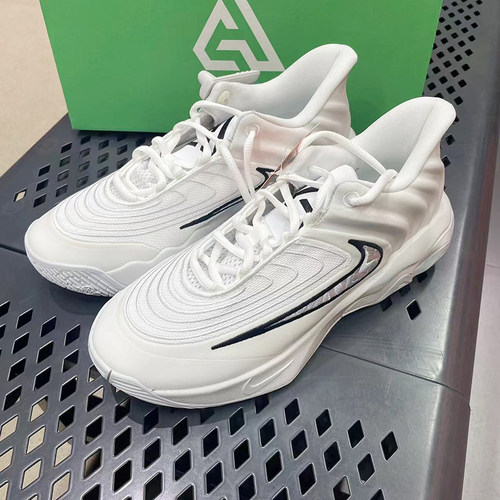 Nike耐克GIANNIS IMMORTALITY 4字母哥4代男子篮球鞋FQ3681-100 - 图0