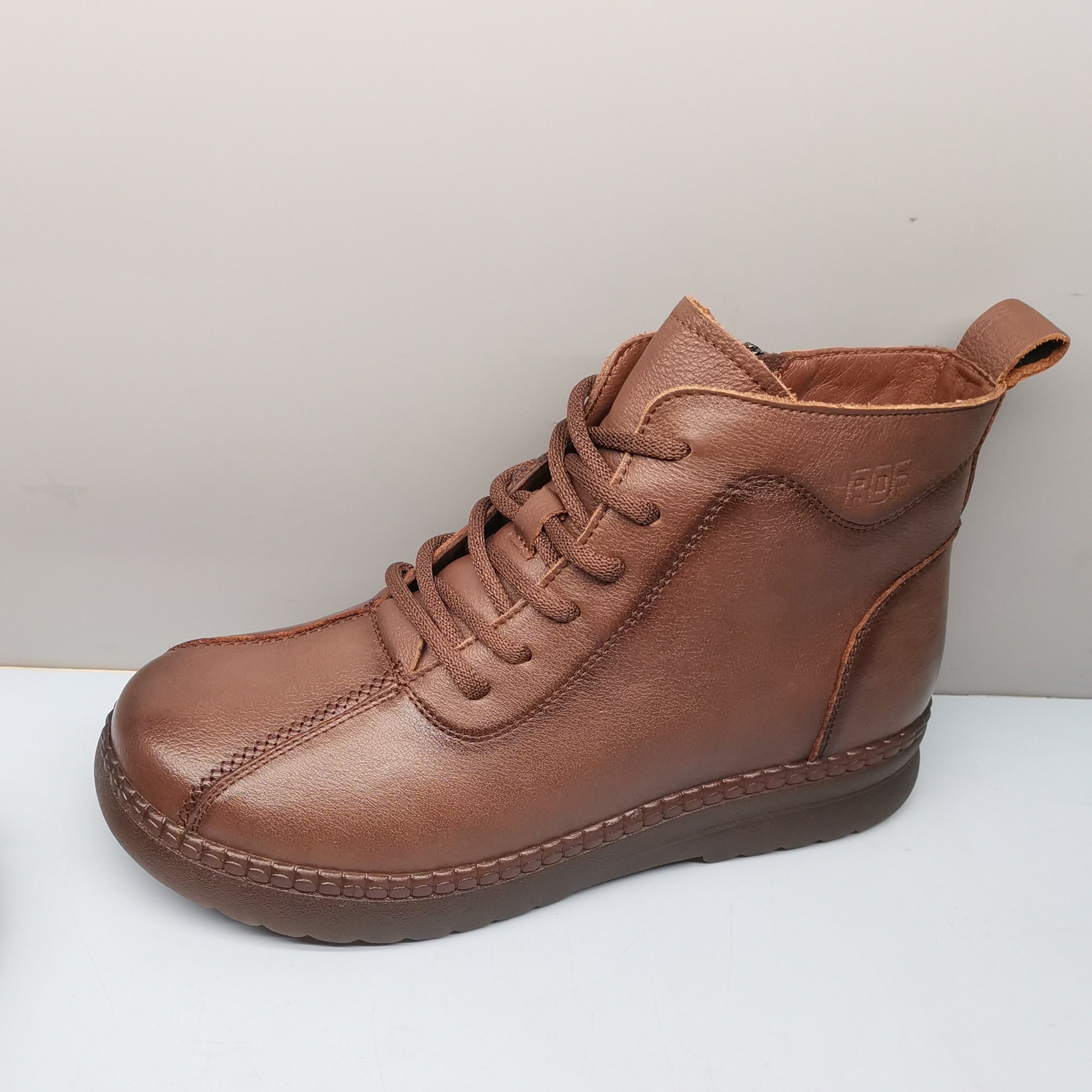 红蜻蜓短筒靴女秋冬款CD68976021C时尚休闲真皮妈妈鞋CD68976022C - 图2