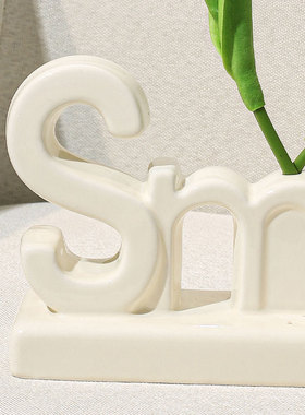 字母摆件立体装饰轻奢陶瓷ins