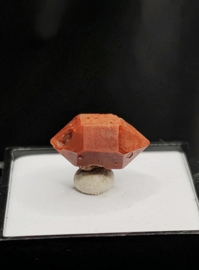 西班牙红水晶稀有天然矿物收藏礼