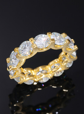 镶D色莫桑石镀18K金嘻哈指环