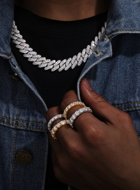 925镶D色莫桑石单排4MM女戒