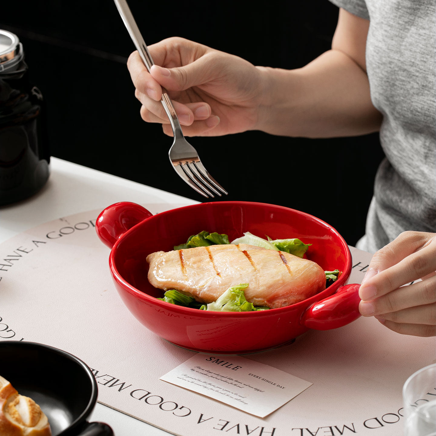 北欧创意陶瓷碗双耳防汤菜盘酒店家用装菜面碗汤碗水果沙拉碗