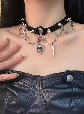 亚文化暗黑骷髅头皮革项圈Y2K重工chocker项链颈链甜酷朋克锁骨链