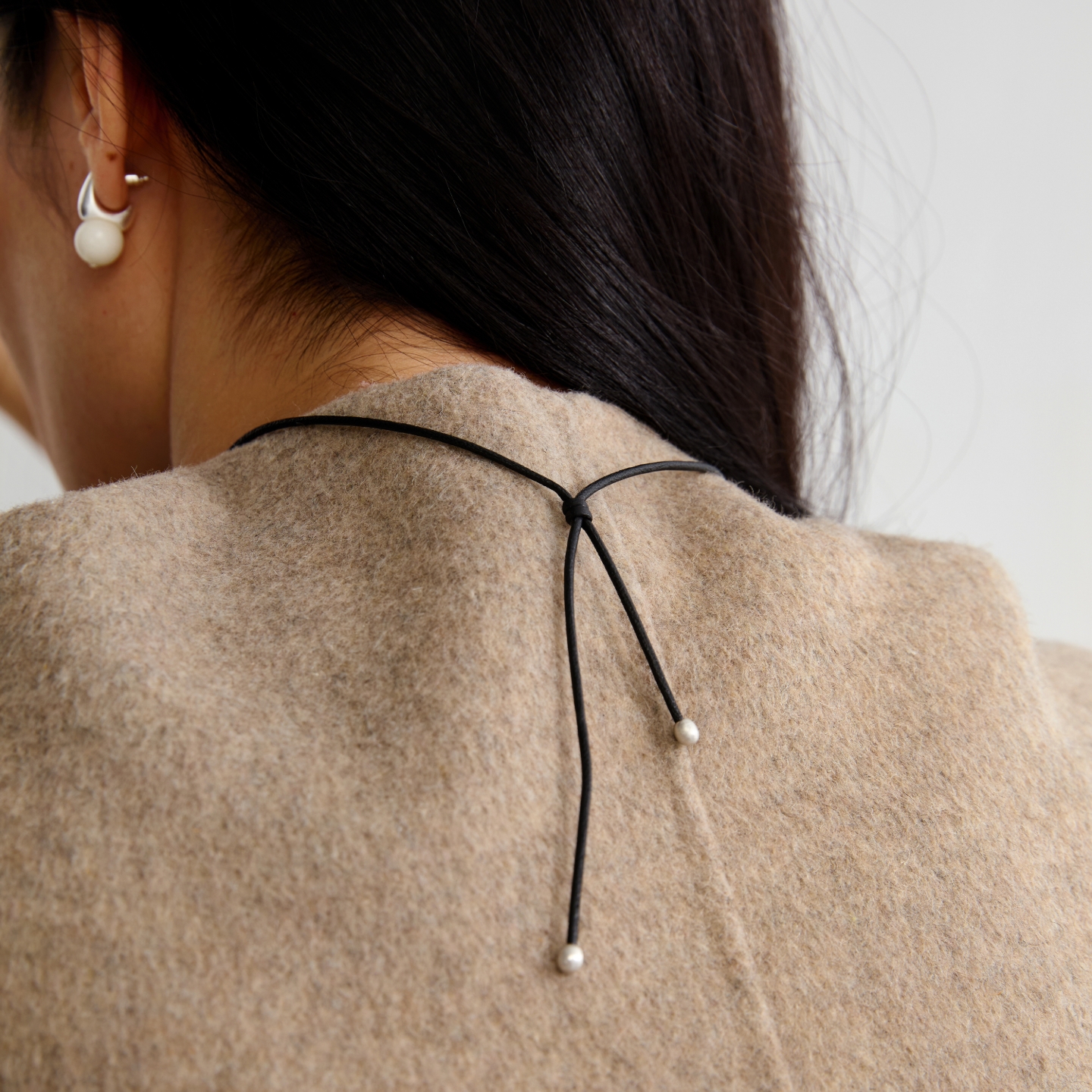 ewest 象牙果单珠项链女简约吊坠秋冬小众毛衣链锁骨链原创项坠 - 图3