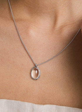 EWEST 新款时序露珠水晶项链女项坠透明小众吊坠颈链轻奢锁骨链