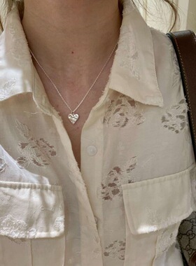 轻奢中古风磨砂质感拉丝锤纹爱心项链个性少女百搭精致时尚锁骨链