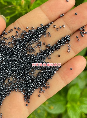 DIY散珠1.5mm金色墨绿色油光灰色小米珠玻璃珠子手工串珠材料饰品