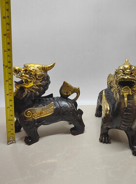 铜器收藏居家装饰礼品黄铜鎏金独角貔貅一对 古铜色鎏金飞天貔貅
