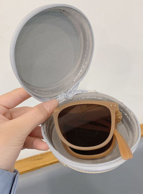 可折叠时尚百搭防紫外线情侣墨镜