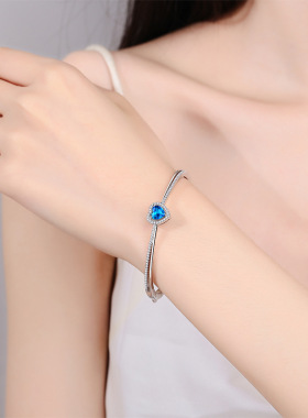 s925银镀18K金镀PT950铂金手镯宝蓝色莫桑石手链爱心包可爱手环