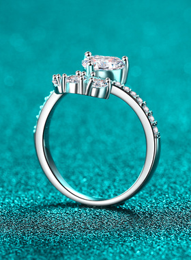 s925银镀18K金莫桑石戒指镀PT950 铂金爱心捧花女戒优雅礼物女友