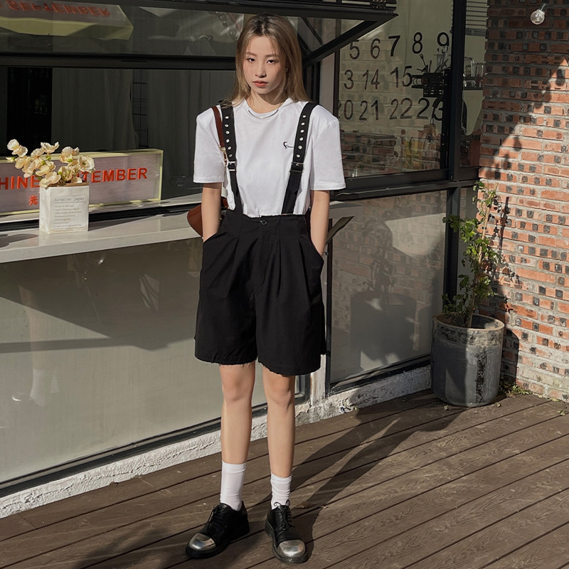 MOERSHOP boylish雅痞浪潮 设计感小众背带裤女夏阔腿裤五分中裤,淘宝优惠券,粉丝福利购,淘宝优惠卷