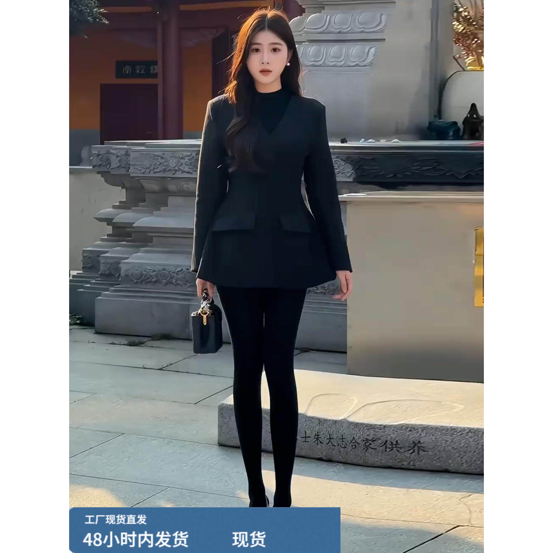 黑色赫本风收腰西装毛呢外套女秋冬季2025新款小个子短款呢子大衣,淘宝优惠券,粉丝福利购,淘宝优惠卷