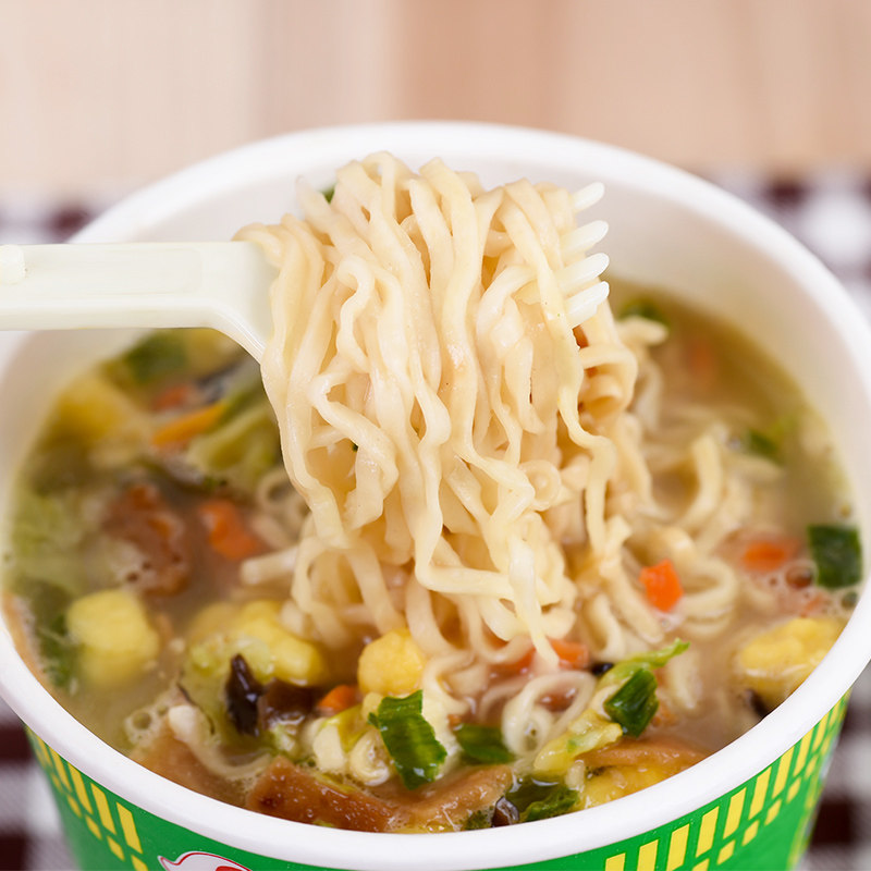日清合味道杯面整箱12杯速食桶装冬阴功方便面泡面海鲜面组合混搭