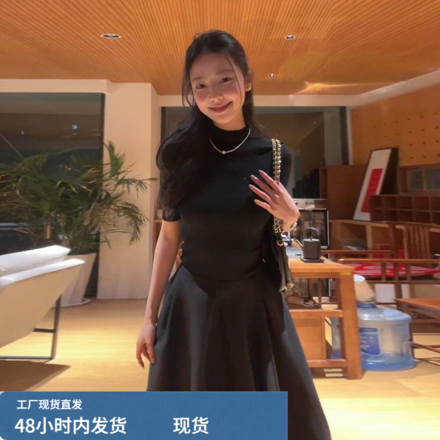 黑色高级感长袖连衣裙子女秋冬季2026新款法式巨好看冬装两件套装,淘宝优惠券,粉丝福利购,淘宝优惠卷