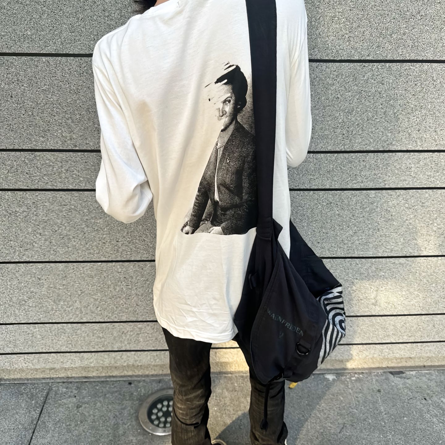 『当天发货』Undercover 04aw But期世纪名画长袖 小众稀有款内搭 - 图1