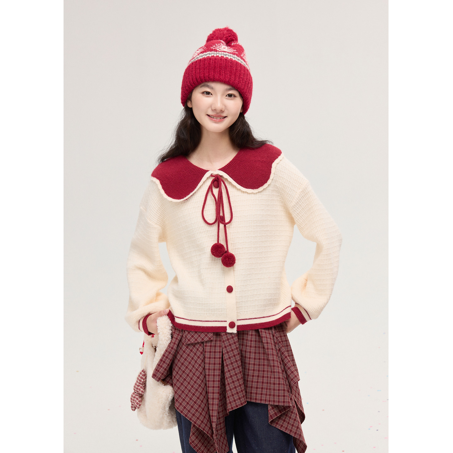 紫涵撞色娃娃领针织开衫女2025冬季新款甜美毛球系绳内搭肌理毛衣,淘宝优惠券,粉丝福利购,淘宝优惠卷