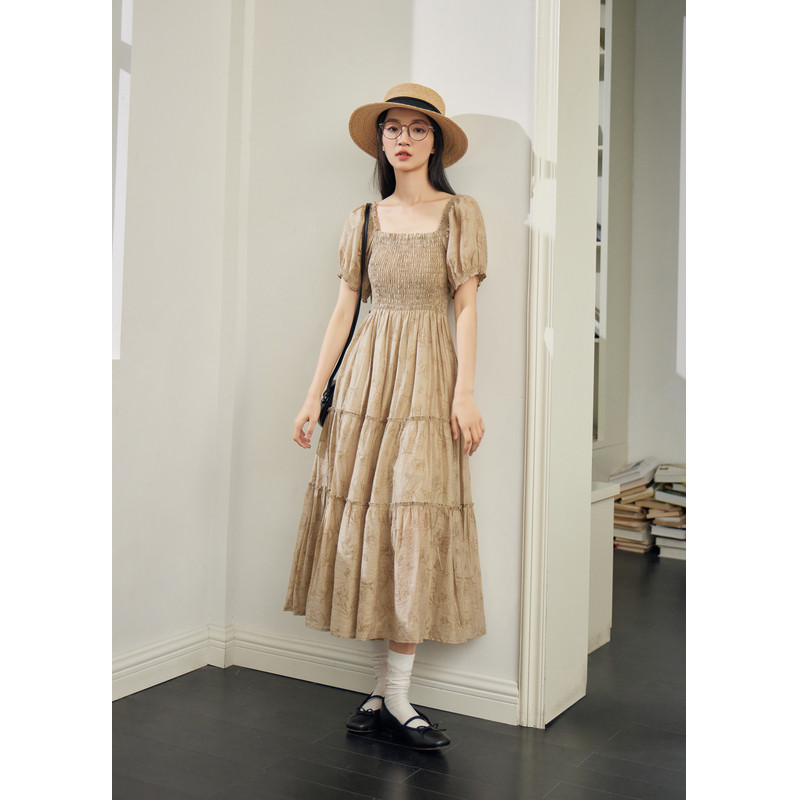 紫涵打揽印花连衣裙女夏季新款法式甜美风休闲收腰显瘦方领中长裙