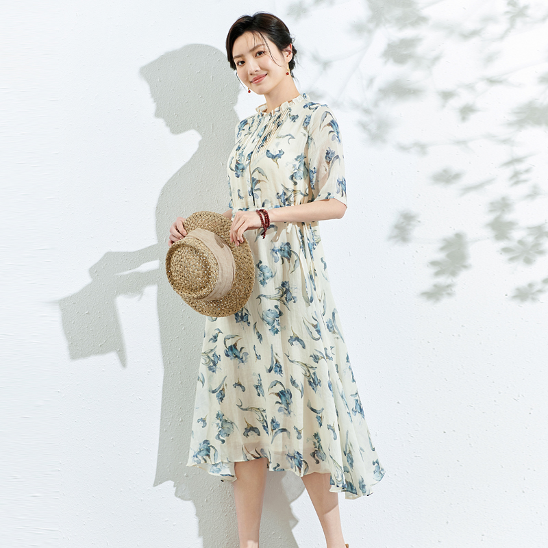 度假旅行高端苎麻连衣裙 2025新款文艺女装短袖大摆裙子夏季薄款