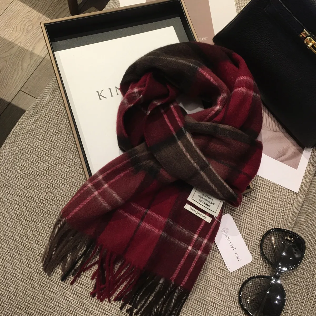 英伦风爱丁堡经典格纹羊毛围巾女WOOL100%羊绒披肩两用保暖围脖,淘宝优惠券,粉丝福利购,淘宝优惠卷