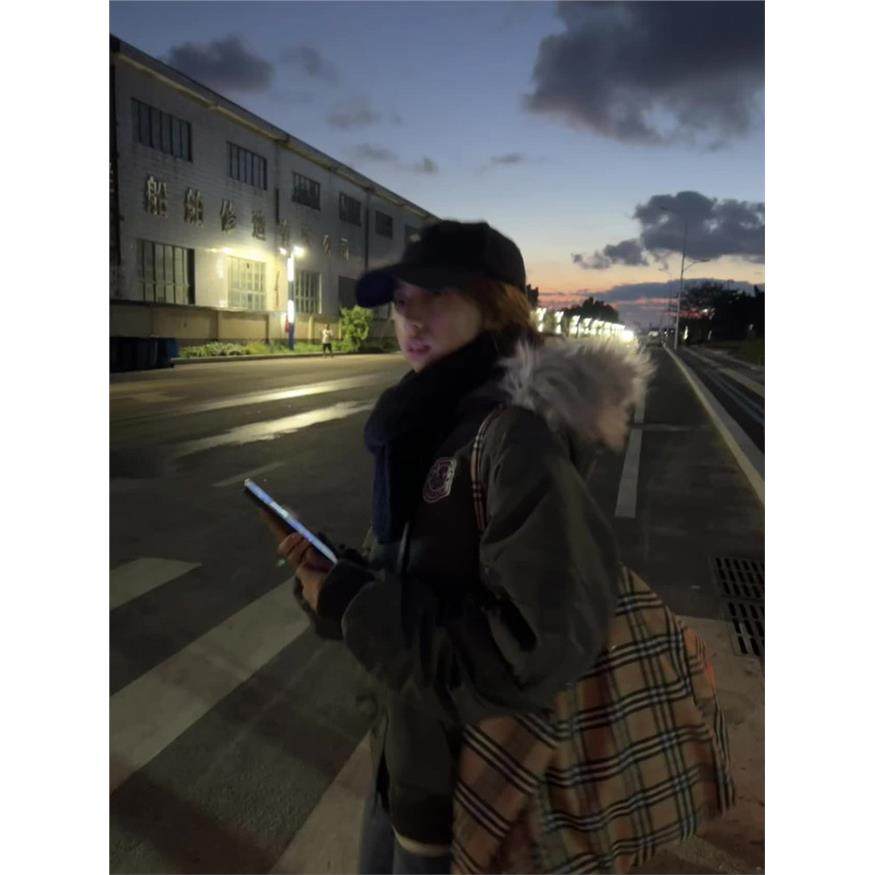 2025冬季新款大毛领连帽派克棉服女美式宽松保暖加厚棉袄棉衣外套,淘宝优惠券,粉丝福利购,淘宝优惠卷