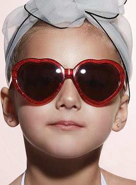 芭比风多巴胺穿搭儿童爱心太阳镜时尚潮男孩女童可爱墨镜桃心眼镜