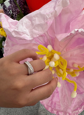 18k白金 高级感 交叉钻石款排戒