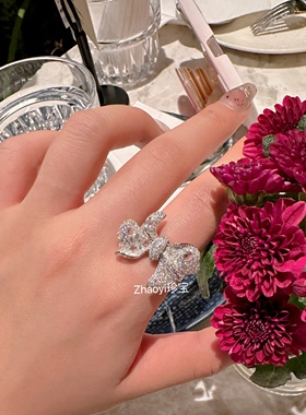 18k金钻石蝴蝶结戒指   定金