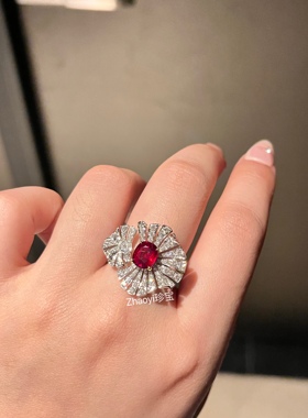 18k金天然红宝石钻石荷叶戒指