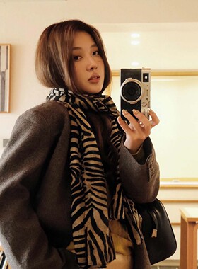 复古斑马纹丝巾女2026早秋新款围巾轻奢高级感长条围巾百搭披肩