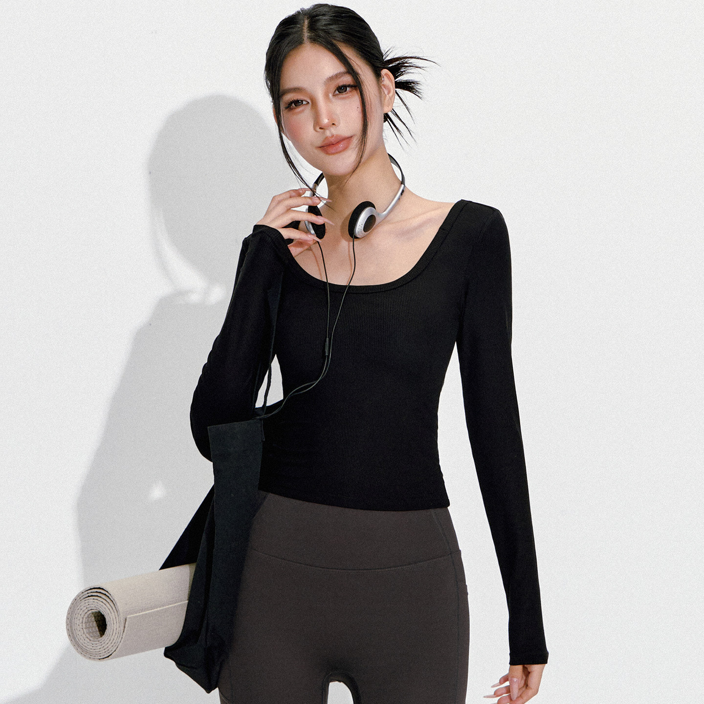 耐吉奥运动套装女高级感2025新款普拉提训练瑜伽服长袖上衣秋冬款,淘宝优惠券,粉丝福利购,淘宝优惠卷