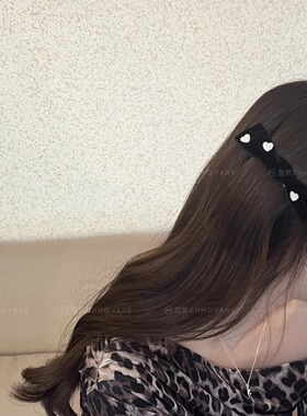 秋冬标配~精致丝绒香蕉夹发夹
