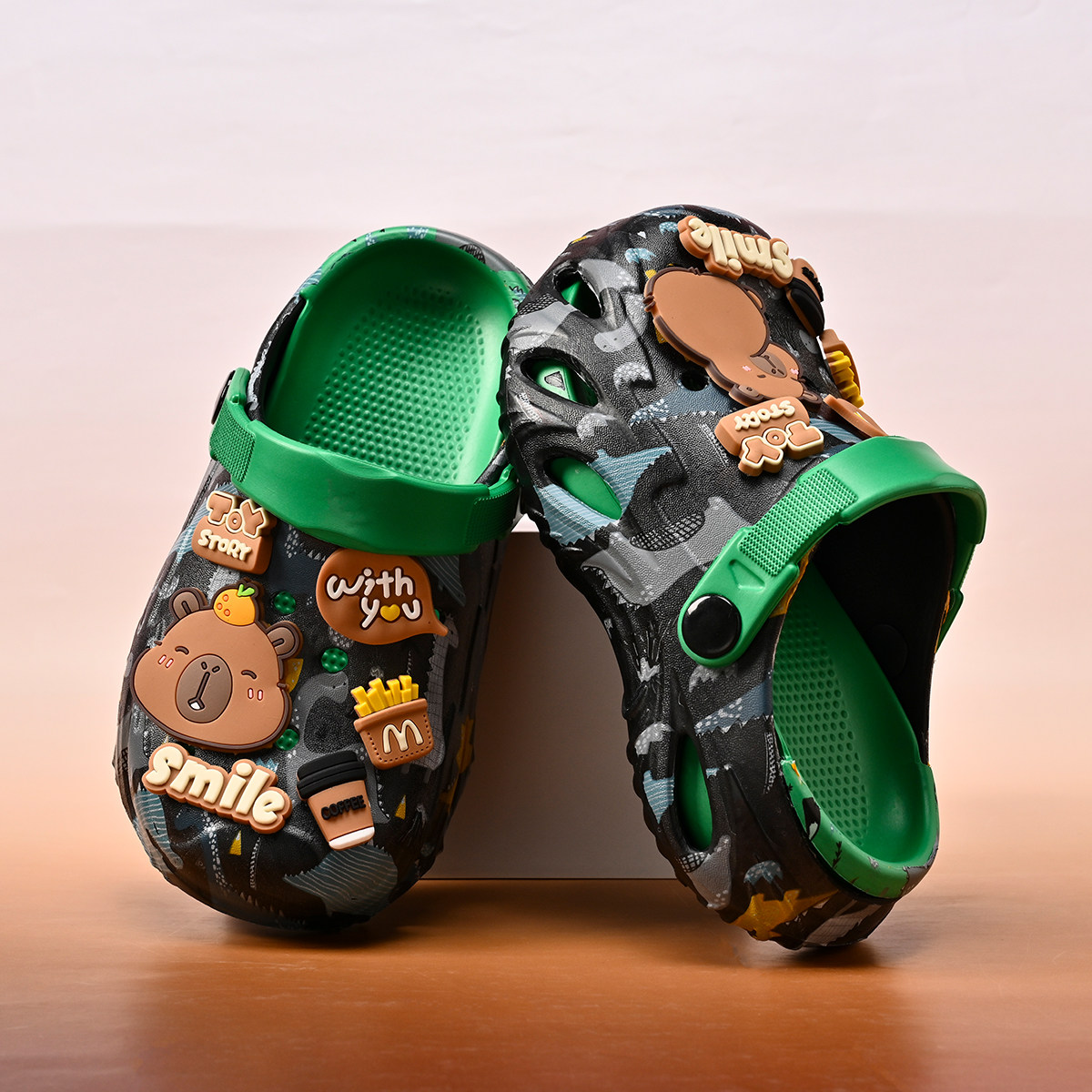 儿童拖鞋男童洞洞鞋卡皮巴拉宝宝凉拖鞋夏季新款女童防滑凉鞋外穿,淘宝优惠券,粉丝福利购,淘宝优惠卷