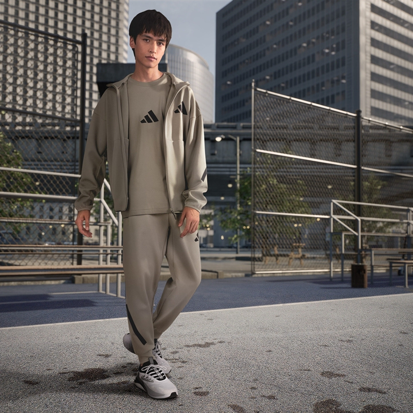 ADIDAS ZNE系列黑标制服亲肤柔软连帽外套男阿迪达斯轻运动,淘宝优惠券,粉丝福利购,淘宝优惠卷