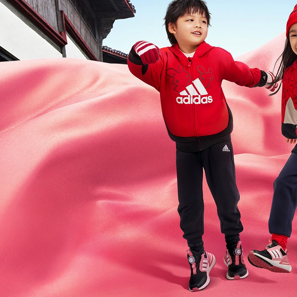  adidasoutlets店运动鞋