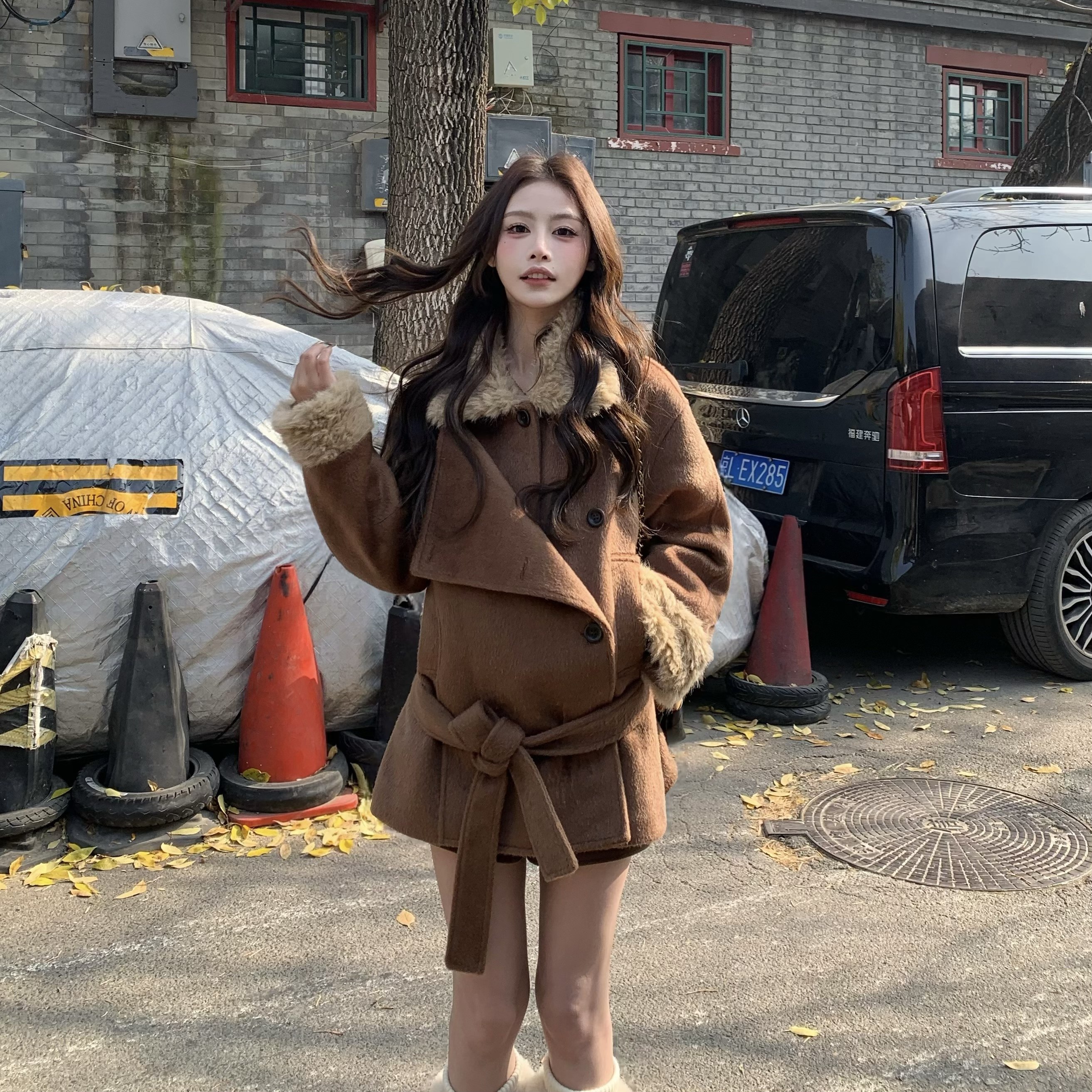 3MER哦哦三妹 咖色毛领加厚毛呢外套女冬季夹棉羊毛短款呢子大衣,淘宝优惠券,粉丝福利购,淘宝优惠卷