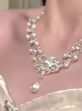 法式水滴珍珠项链女2025新款复古公主宫廷风锁骨链晚礼服镶钻颈链